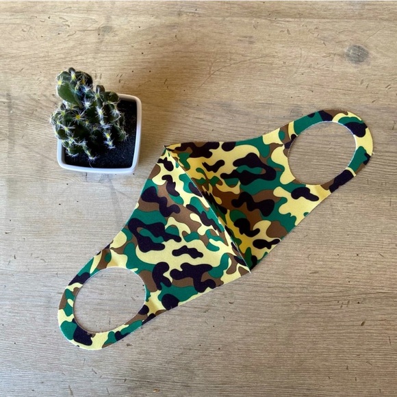 FREE w/ BUNDLE * Camouflage Camo Face Mask Cover - Picture 5 of 6